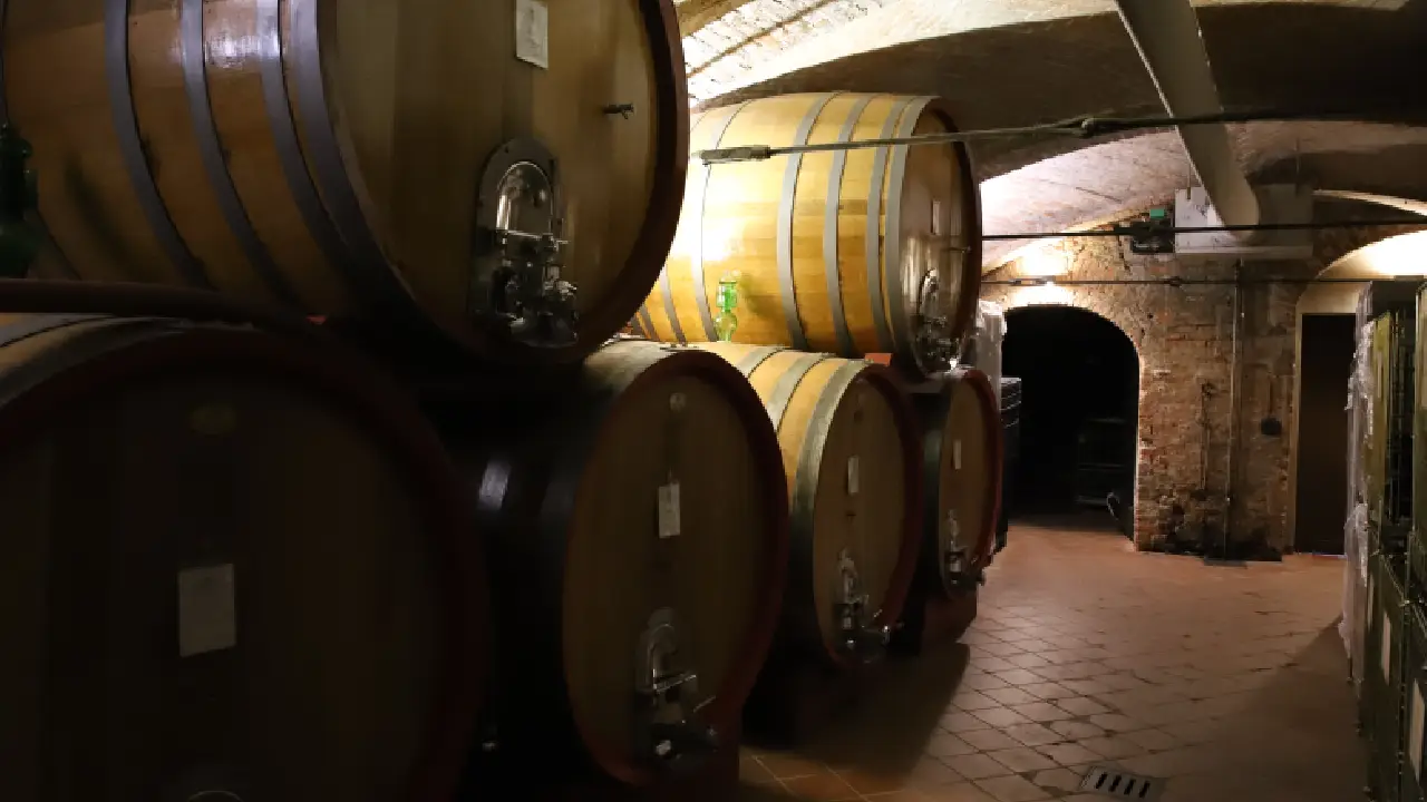 Rocche Costamagna Winery Rocche Costamagna Barolo, Costamagna Barolo, Alessandro Locatelli Barolo, Barolo La Morra, Vinhod de Itália